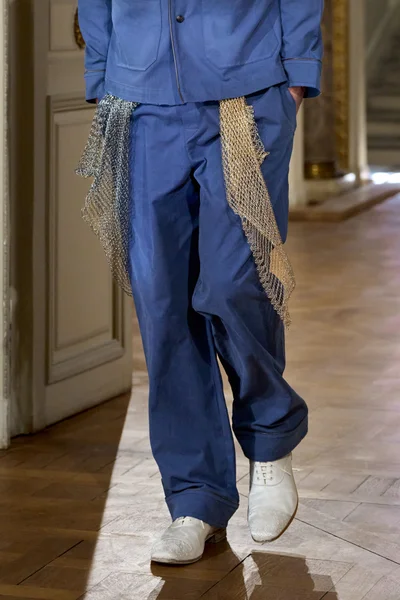 Look 74